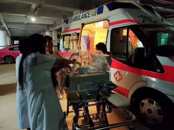 临海市妇婴监护型护送